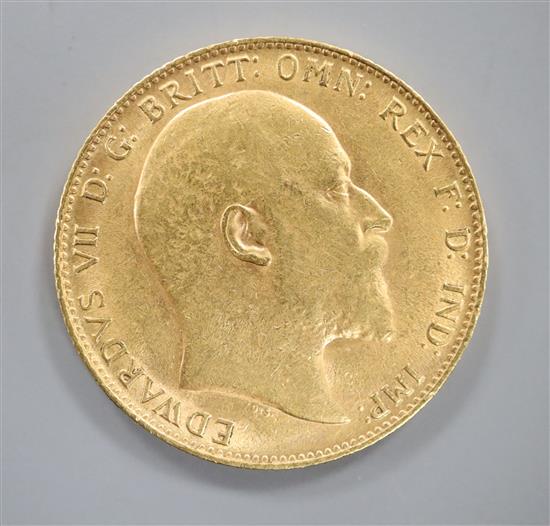 A 1909 gold full sovereign.